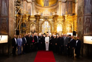 У День Незалежності у Софійському соборі пролунала молитва за мир