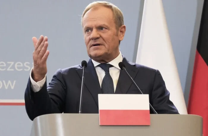 Туск: Росія готується до ескалації, найближчі місяці будуть критичними