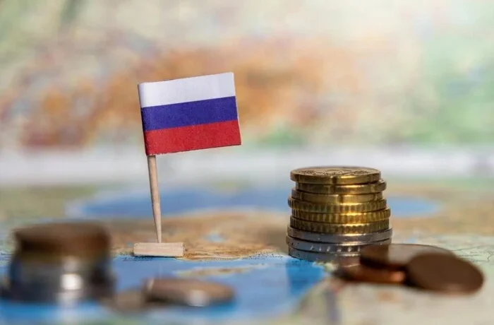 Росія скоротила бюджетні витрати через брак готівки – Bloomberg