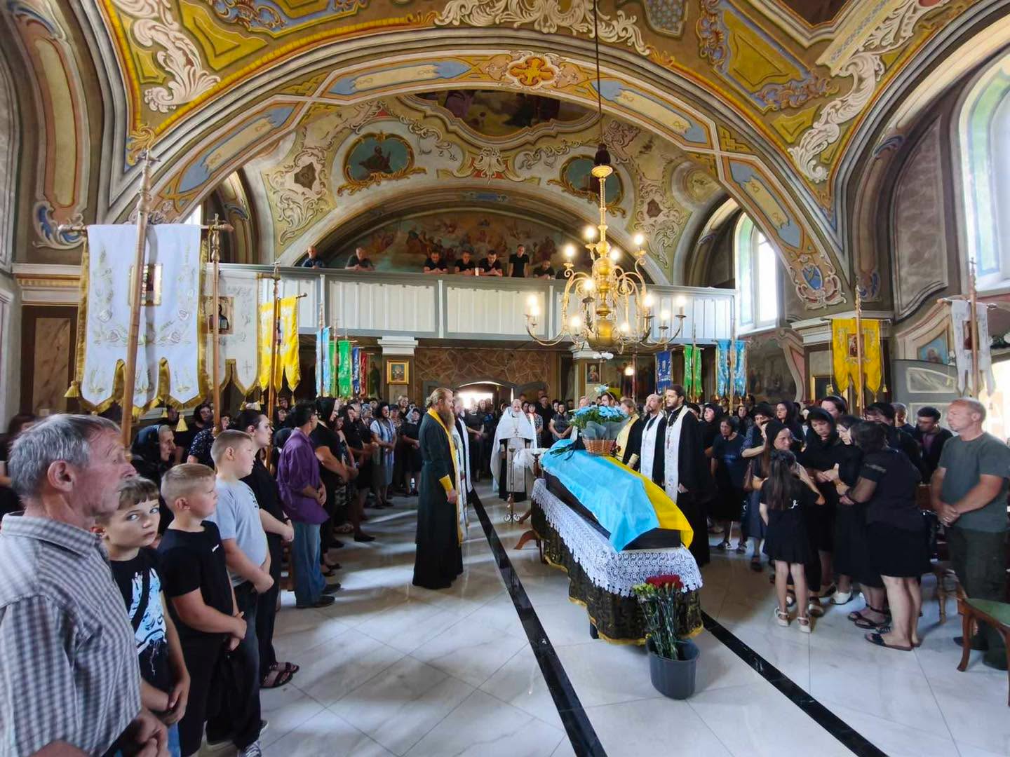 Чин похорону у Свято-Миколаївському храмі 