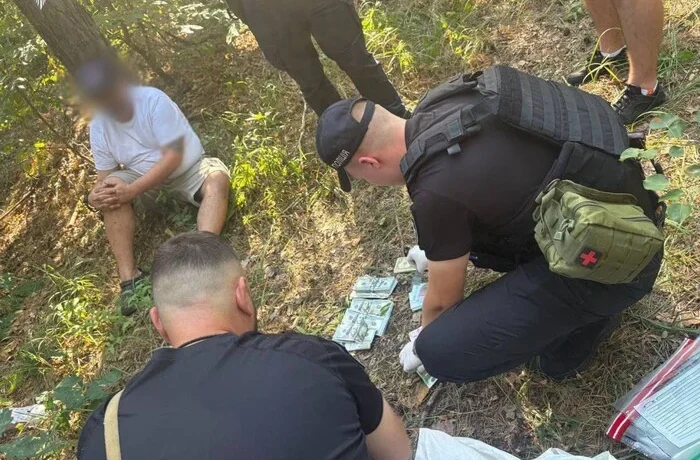 Скористався забутими ключами: у Києві чоловік обікрав квартиру сусіда на 2 млн грн