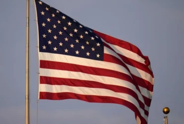 США завдали удару по іранському острову Ларак