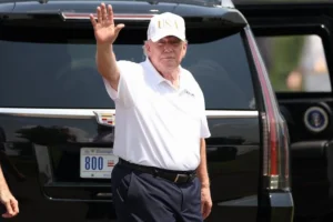 The War Zone: системи ППО охороняють Трампа під час гри в гольф (фото)