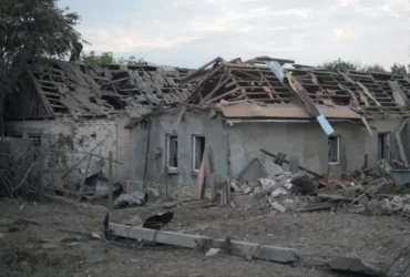 РФ вдарила КАБом по Запоріжжю: виникла пожежа, пошкоджено будинки