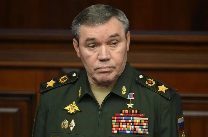 Затверджував цивільні цілі для ударів по Києву. Герасимову повідомлено про підозру