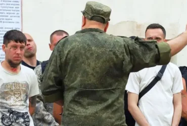 Росіяни створили добровольчі патрулі, щоб не дати забирати чоловіків на фронт