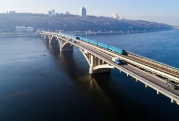 Рух мостом Метро буде частково обмежено до 24 серпня (схема)