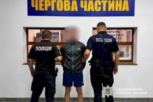 Стрілянина біля ТЦК в Одесі завершилася пораненням чотирьох військових