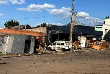 Росіяни вдарили у відділення Нової пошти, є жертви