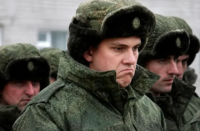 Кремль вдався до примусу: росіян б’ють, щоб змусити воювати – WSJ