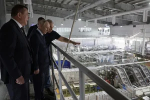 Візит Путіна на найбільший серед Курильських островів розлютив Японію