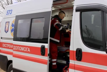У Києві п’яний пацієнт напав на медиків швидкої: це вже сьомий напад від початку року