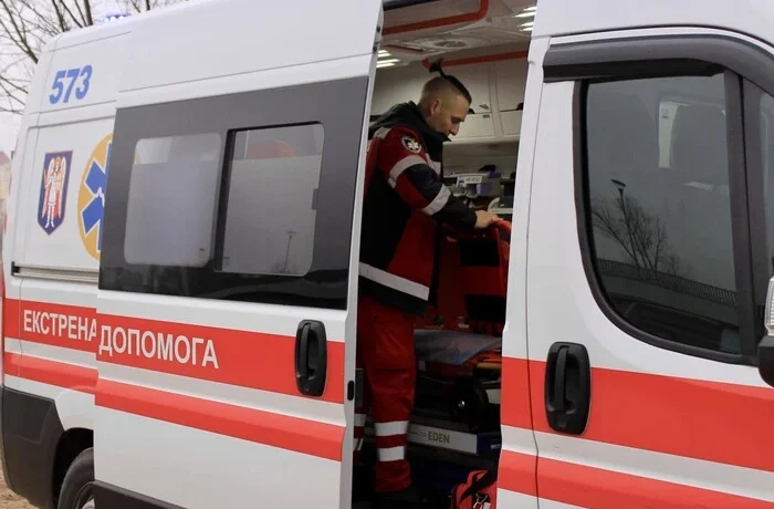 У Києві п’яний пацієнт напав на медиків швидкої: це вже сьомий напад від початку року