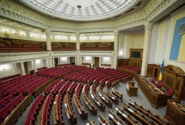 Нардеп-«старожил» назвав головну помилку усіх дев’яти скликань парламенту