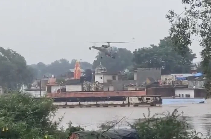 Священне місто в Індії пішло під воду (відео)