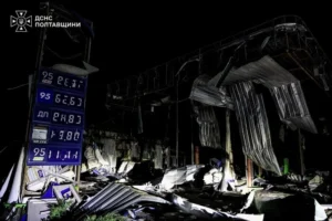 Полтавщина: росіяни знищили за ніч всі АЗС в одній з громад (фото)
