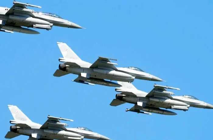 Російська ракета змусила Польщу змінити систему оповіщення