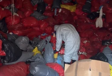 Шприци, скальпелі та інфіковані матеріали: у Києві виявлено склад небезпечних відходів (фото)