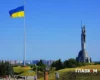 35 років незалежності поставили українців перед складним вибором – Bloomberg