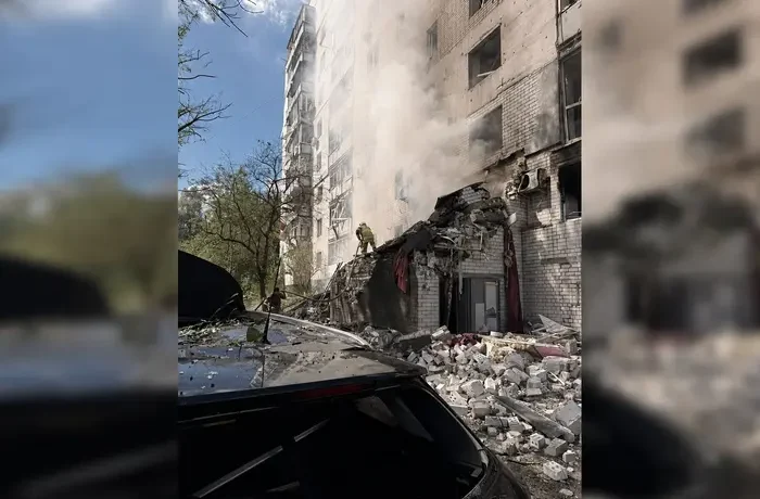 Росіяни атакували житловий будинок у Чернігові: є постраждалі