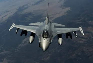 Румунський F-16 знищив невідомий морський дрон у Чорному морі