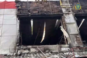 Росія атакувала центральний район Херсона