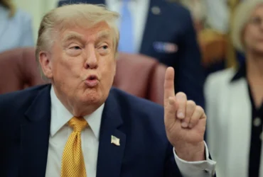 На чиєму боці Трамп? Що означає затримка Patriot для України