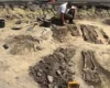 Під дорогою на Львівщині знайдено давні поховання (фото)