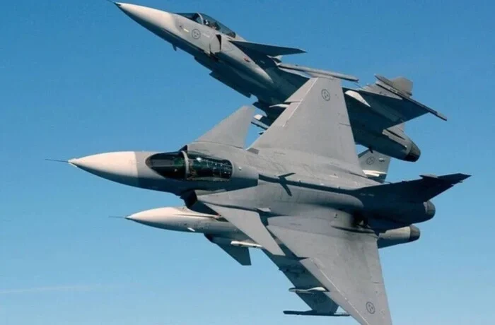Шведські винищувачі Gripen готуються захищати Україну – Сибіга