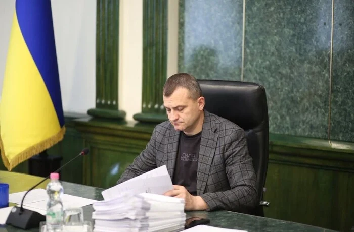Міський голова Хмельницького закликав врегулювати використання електросамокатів законом
