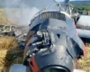 На Сахаліні загорівся літак після аварійної посадки в полі (фото)