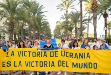 «Мирне небо – спільна відповідальність». Українці за кордоном провели акцію до Дня Незалежності