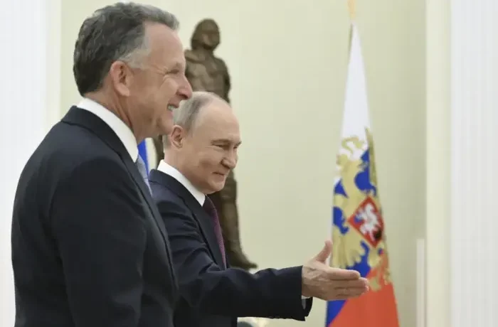 Американський сенатор розкритикував Віткоффа та Кушнера за позицію щодо Путіна