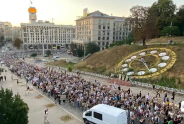 Місяць протестів. Кияни продовжують вимагати повернення Федорова у Міноборони
