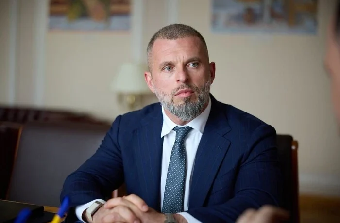 Міністр спорту Бідний відреагував на участь борця з окупованої частини Запоріжжя у чемпіонаті Росії