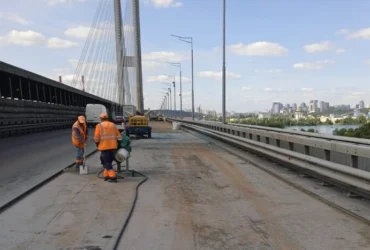 Рух естакадою Південного мосту буде обмежено через ремонт (схема)