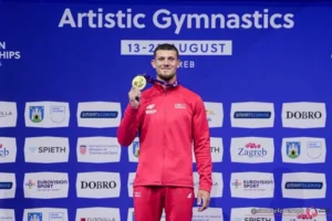 «Зрадник рідної землі». Вболівальники розкритикували Ковтуна, який відмовився від громадянства України