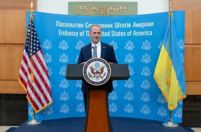 В Україні розпочав свою роботу новий тимчасовий повірений у справах США