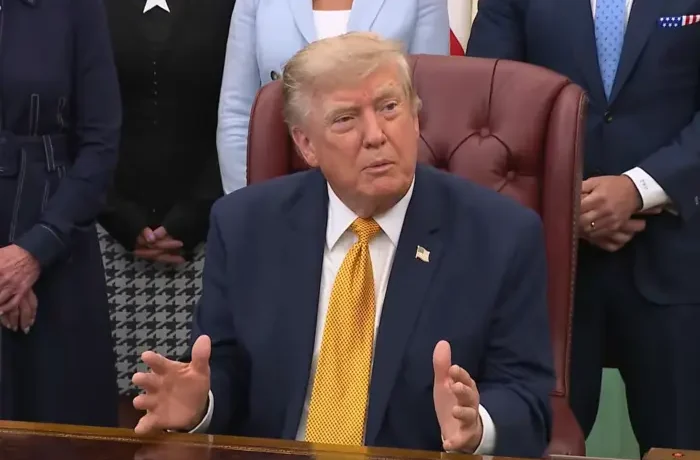 Трамп назвав дату повного відкриття Ормузької протоки
