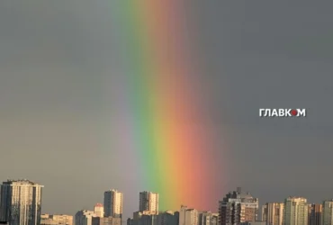 У небі над Києвом після вибухів і дощу з’явилася подвійна веселка