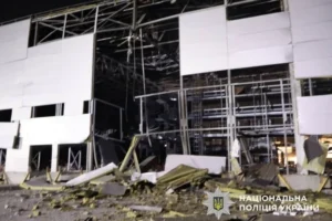 На Київщині внаслідок атаки РФ пошкоджено складське приміщення