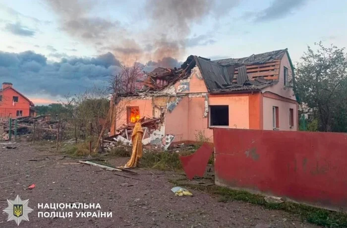 Обстріл Київщини 20 серпня: пошкоджено АЗС, склади й приватні будинки, є загиблий