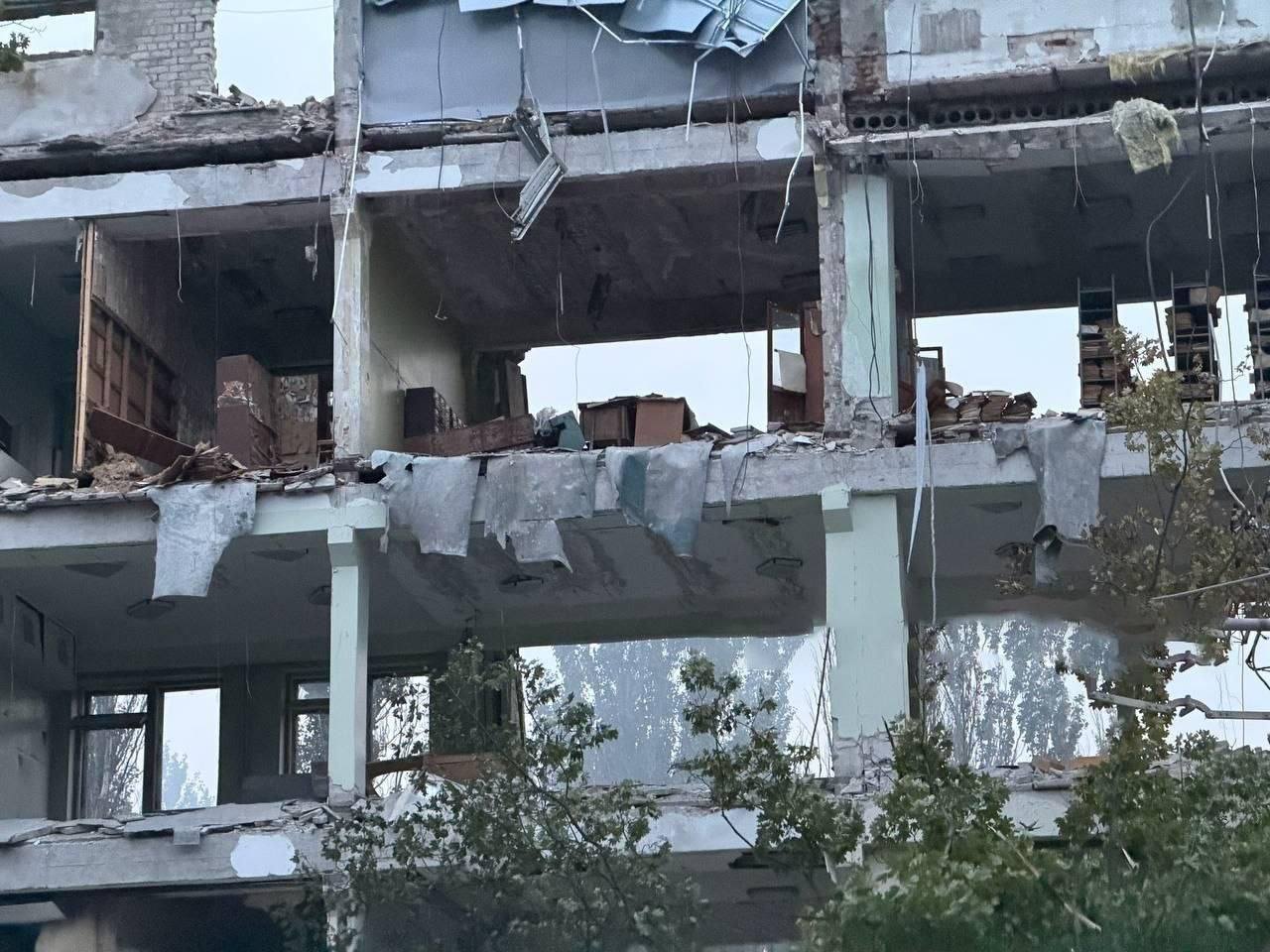Ракети влучили в командний пункт окупантів у центрі Донецька (відео) фото 2