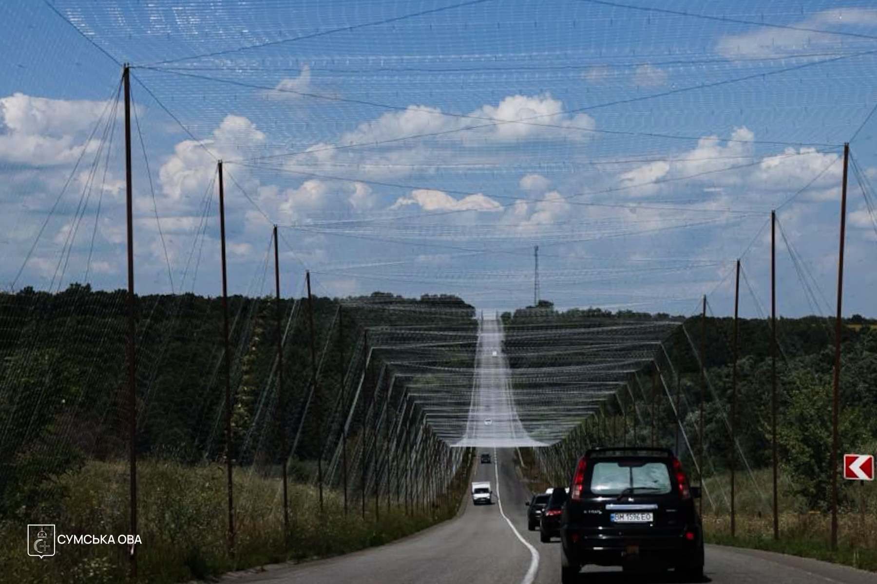 На території області антидроновим захистом уже обладнано понад 450 кілометрів автошляхів, з них 47 км – у Сумській громаді