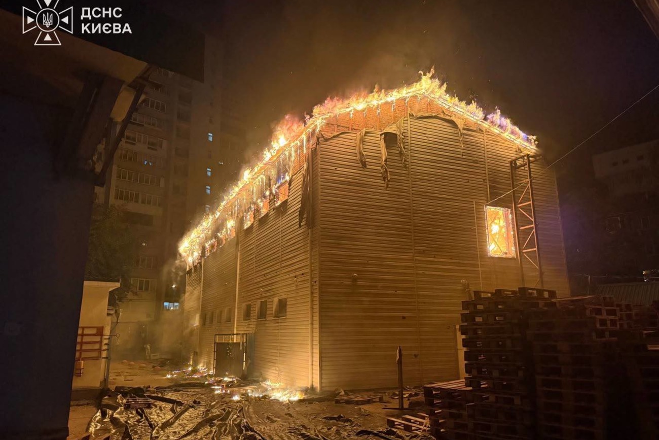 Наслідки ворожої атаки у Києві