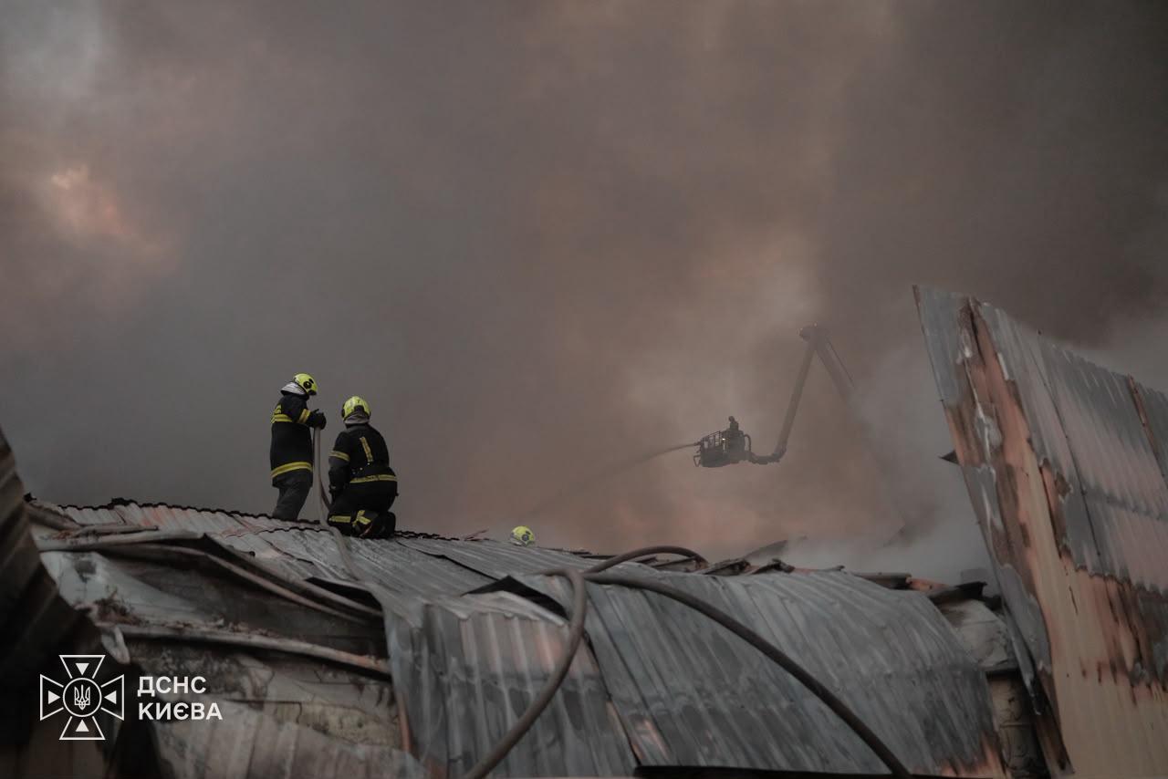Кількість постраждалих у Києві зросла до 24 після нічної атаки РФ фото 2