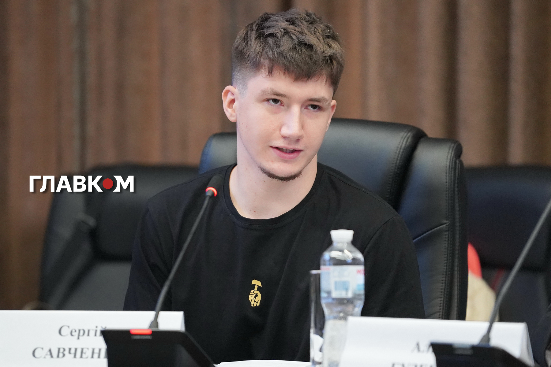 Учасник проєкту «Молодь обирає Україну» Сергій Савченко