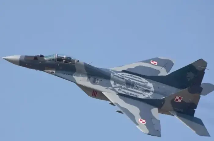 Польща шукає невідомий об’єкт, який міг впасти біля кордону з Росією: піднято винищувачі