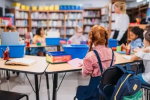 Стало відомо, скільки українських дітей навчається у школах Польщі