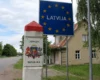 Латвія обмежила зброю для громадян із паспортами РФ і Білорусі